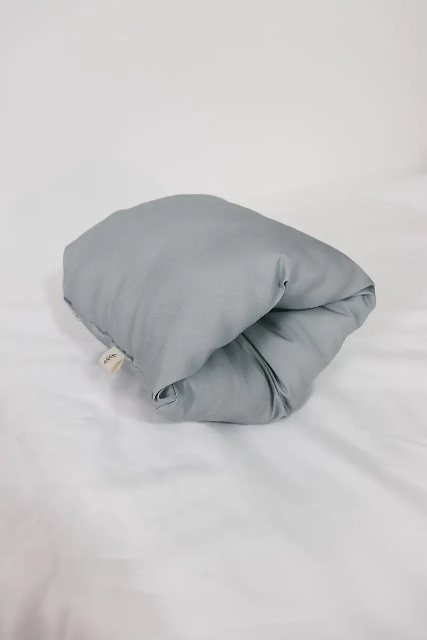 Lagoon Wipeable Cradle Arm Pillow