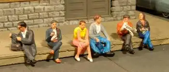 Bachmann 33111 HO Scale Seated Passengers - SceneScapes(TM) -- pkg(6)