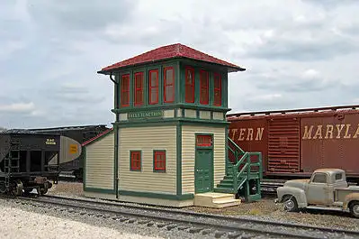 Bachmann 35113 HO Scale Falls Junction Wood Switch (Interlocking) Tower - Scene Scapes(R) -- 4-1/8 x 2-1/2 x 3-7/8" 10.5 x 6.4 x 9.8cm